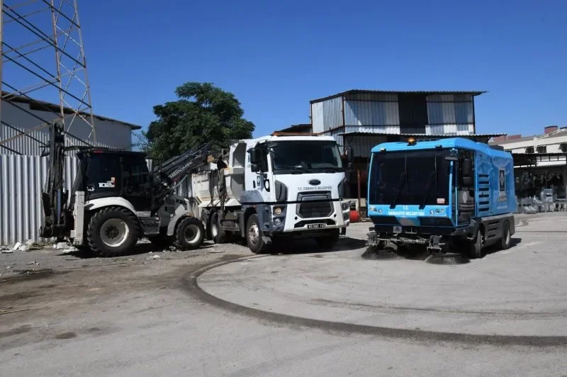 Osmaniye'de Sel Sonrası Sanayi Sitesi Temizlendi