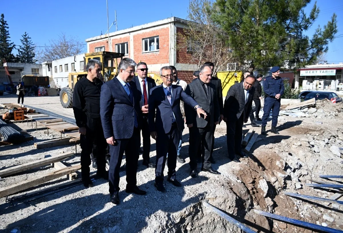 Vali Dr. Erdinç Yılmaz, Ellek Beldesi'Ndeki Yatırımları İnceledi