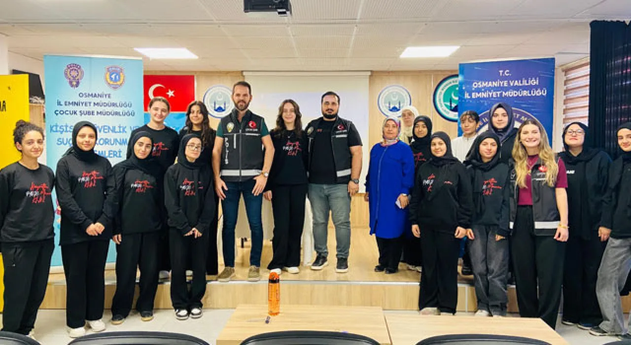 Osmaniye Emniyeti’nden Öğrencilere Güvenlik Dersi Osmaniye Emniyeti’nden Öğrencilere Güvenlik Dersi