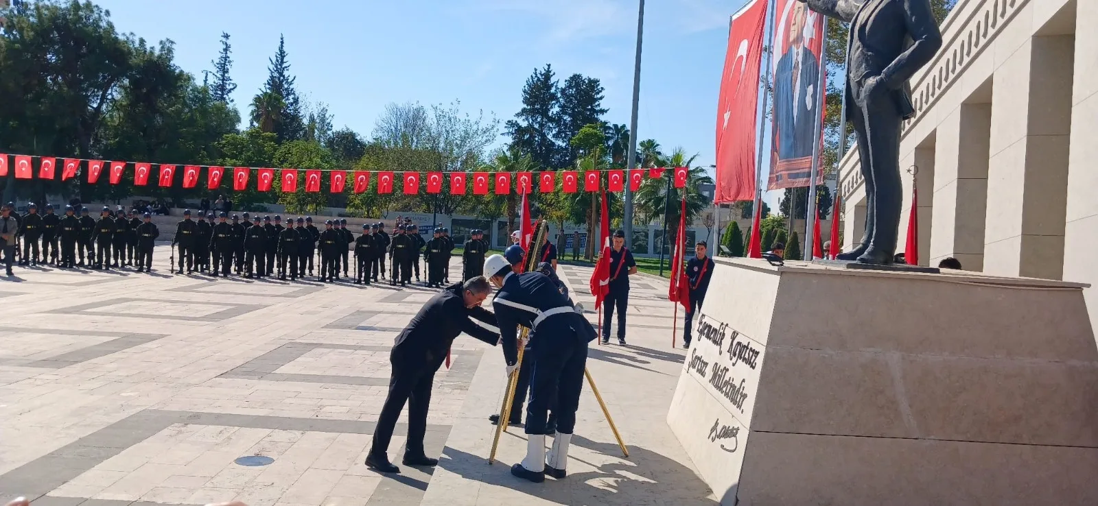 Cumhuriyet Coşkusu Osmaniye’de Başladı Cumhuriyet Coşkusu Osmaniye’de Başladı