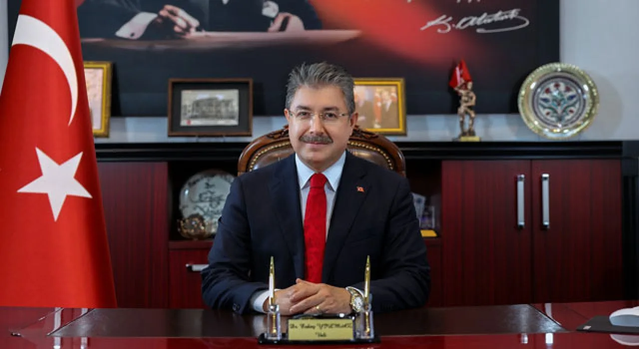 Vali Erdinç Yılmaz: Hedefimiz Kadına Şiddeti Bitirmek Vali Erdinç Yılmaz: Hedefimiz Kadına Şiddeti Bitirmek