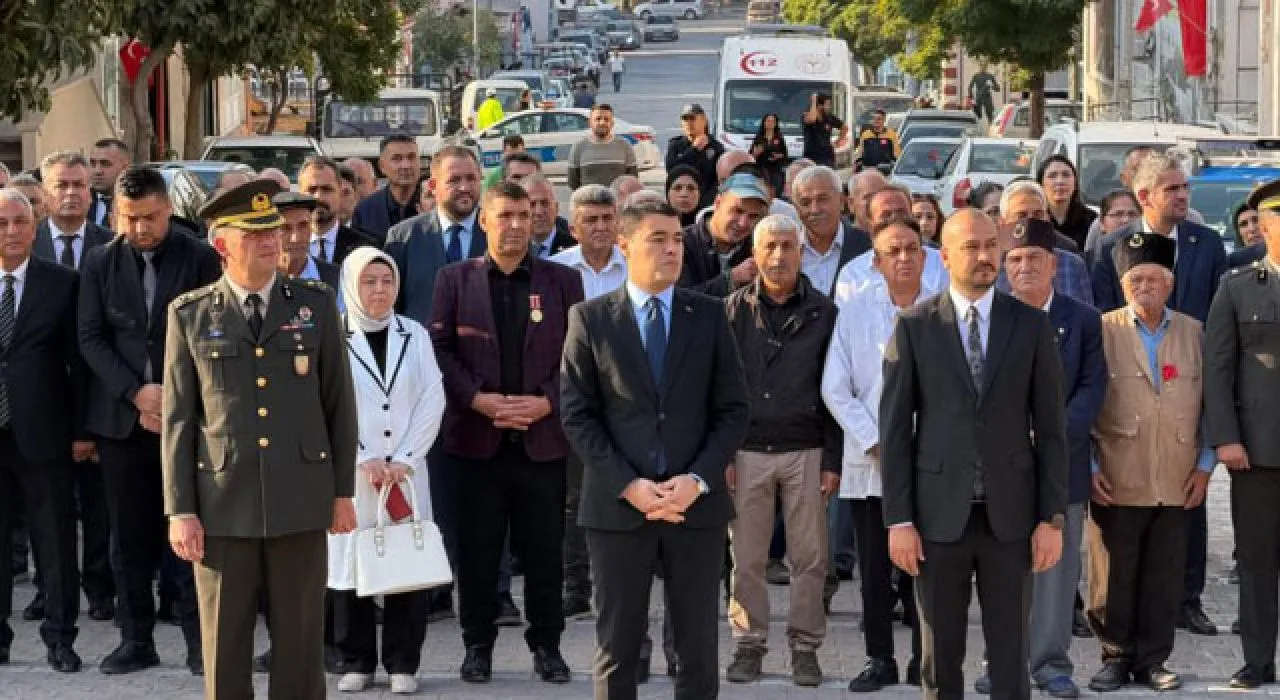 Atatürk, Toprakkale’de Saygı Ve Minnetle Anıldı Atatürk, Toprakkale’de Saygı Ve Minnetle Anıldı