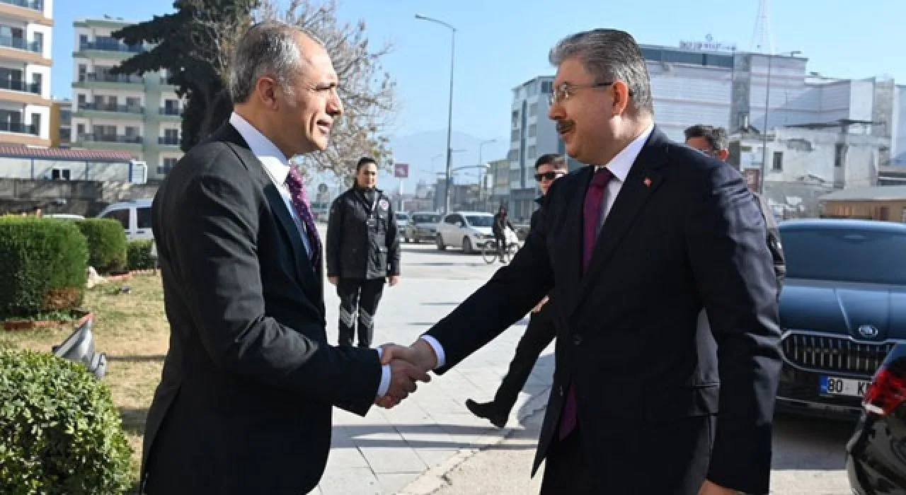 Vali Erdinç Yılmaz’dan Osmaniye Belediyesi’ne Veda Vali Erdinç Yılmaz’dan Osmaniye Belediyesi’ne Veda