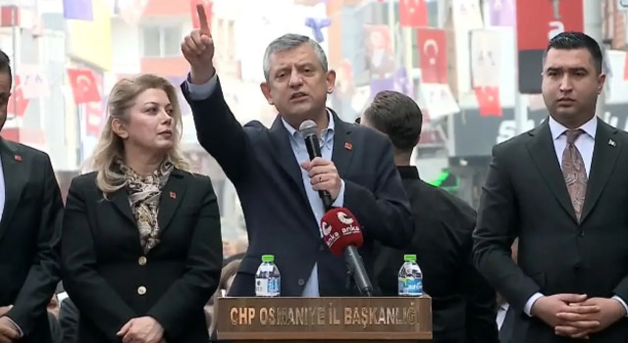 Chp Lideri Özgür Özel Osmaniye’de Halka Seslendi Chp Lideri Özgür Özel Osmaniye’de Halka Seslendi