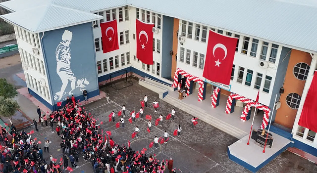 Osmaniye’de 6 Şubat’ta Tüm Okullar Tatil Osmaniye’de 6 Şubat’ta Tüm Okullar Tatil