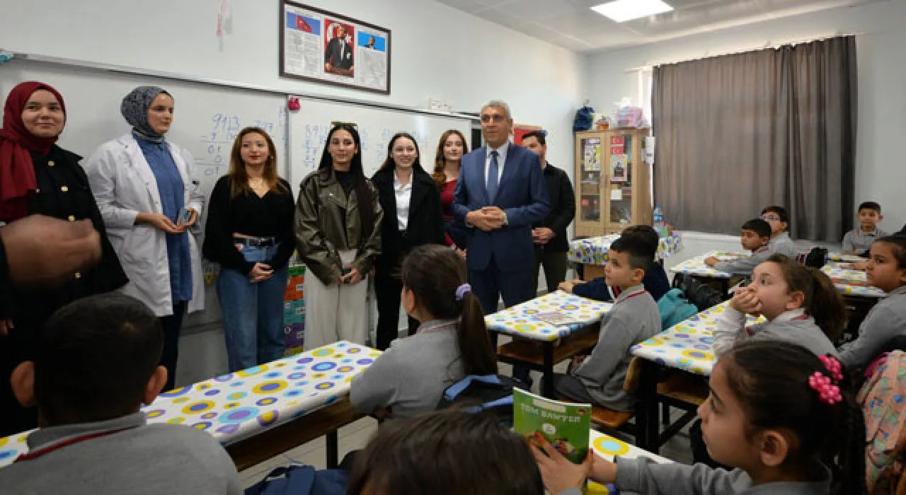 Osmaniye Vakfı’ndan Öğrencilere Kitap Desteği Osmaniye Vakfı’ndan Öğrencilere Kitap Desteği