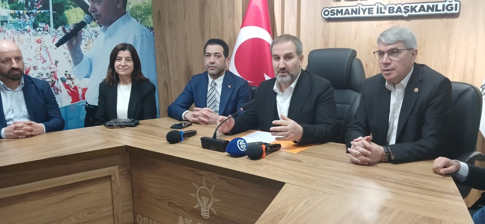 Mustafa Şen: Deprem Siyaset Üstü Bir Konudur Mustafa Şen: Deprem Siyaset Üstü Bir Konudur