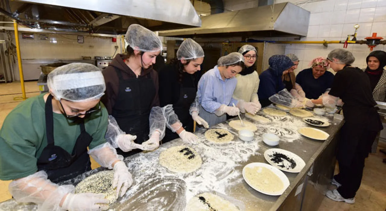 Yurtlarda Ramazan Coşkusu Devam Ediyor Yurtlarda Ramazan Coşkusu Devam Ediyor