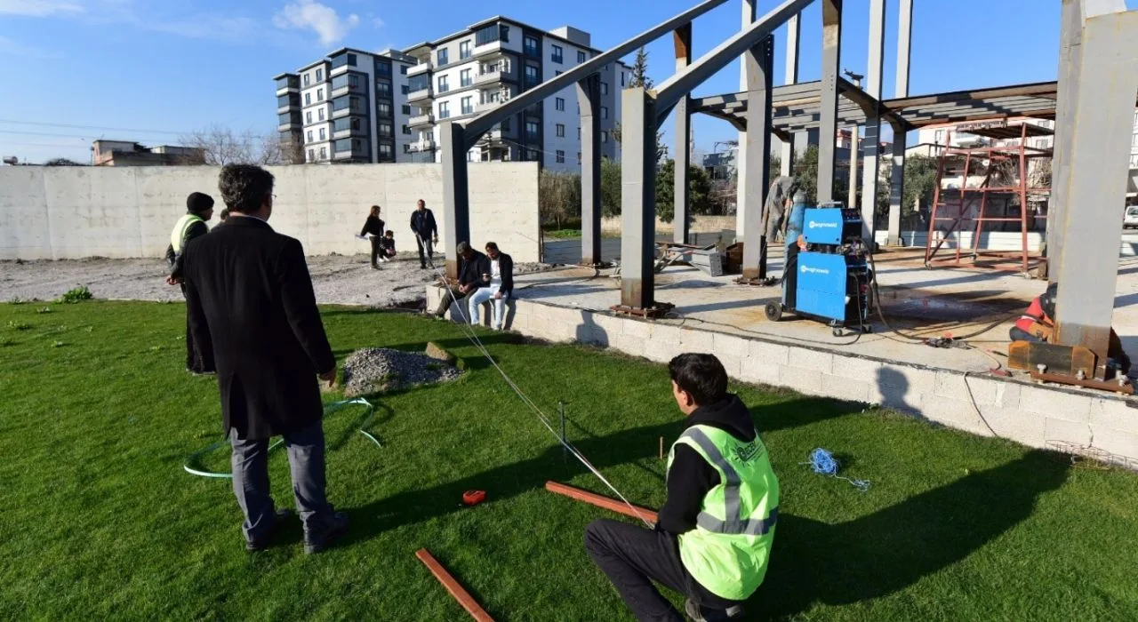 7 Ocak Stadyumu’nda Çalışmalar Sürüyor 7 Ocak Stadyumu’nda Çalışmalar Sürüyor