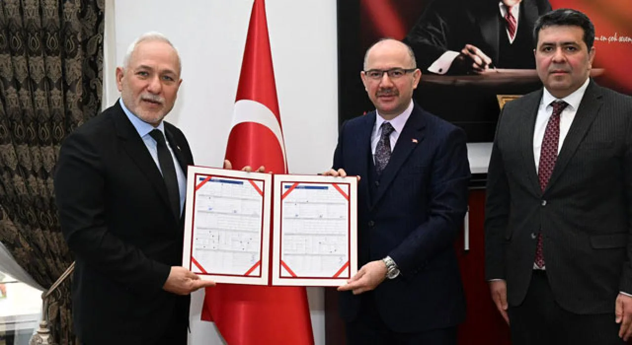 Osmaniye’de 1.905 Mw’lık Enerji Yatırımı Osmaniye’de 1.905 Mw’lık Enerji Yatırımı