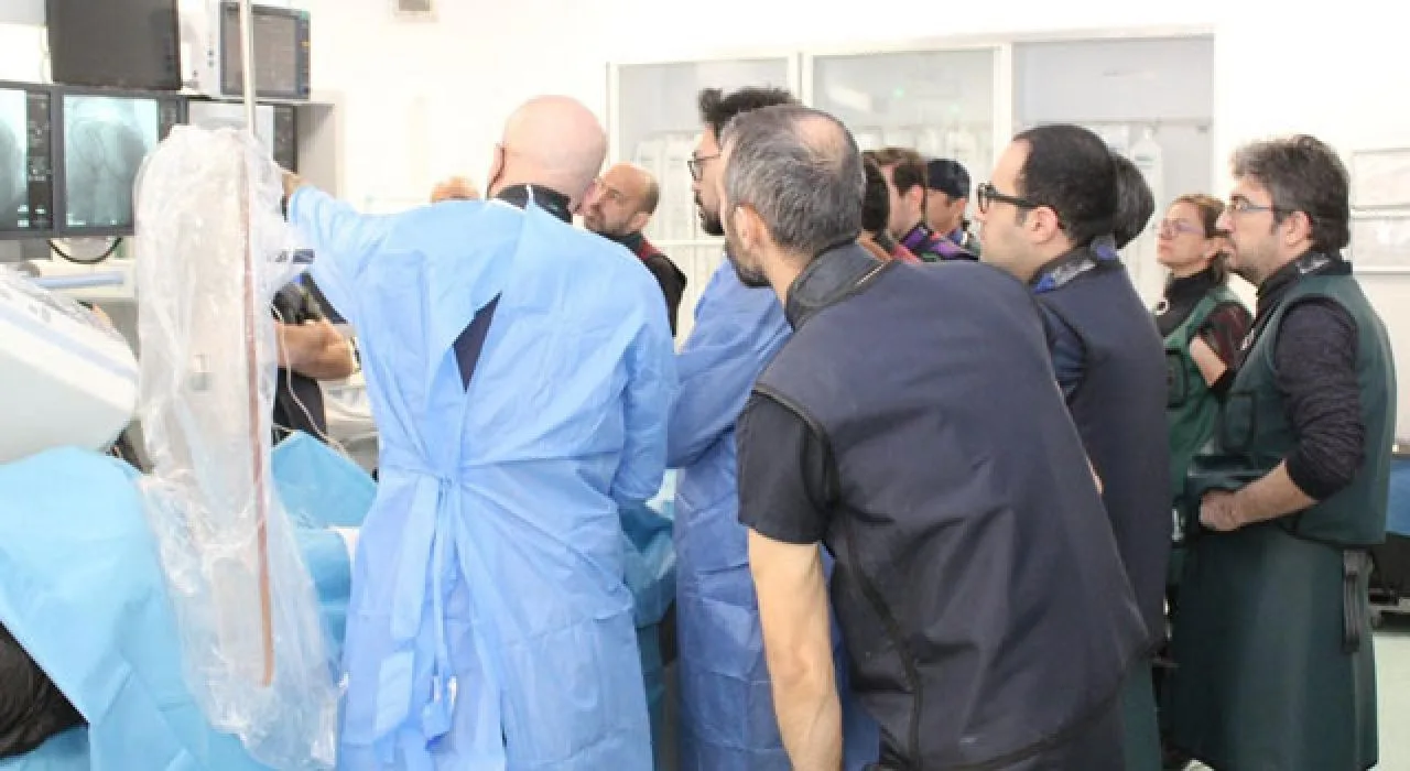 Osmaniye’de Kalp Tedavisinde Yeni Teknoloji Osmaniye’de Kalp Tedavisinde Yeni Teknoloji