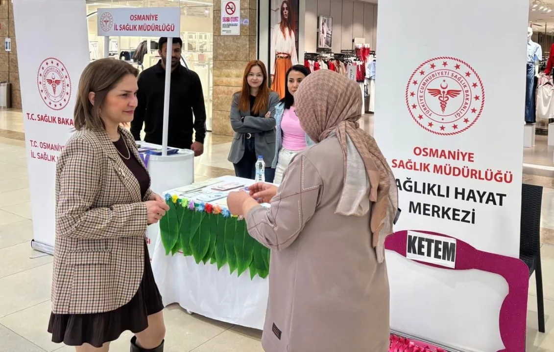 Osmaniye’de Kanser Haftası İçin Farkındalık Standı Osmaniye’de Kanser Haftası İçin Farkındalık Standı