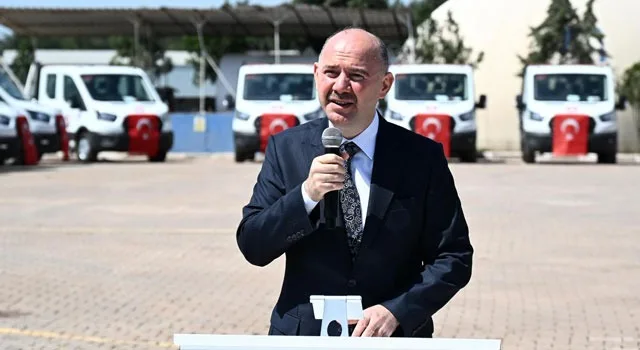 Osmaniye’de 15 Yeni Hizmet Aracı Teslim Edildi Osmaniye’de 15 Yeni Hizmet Aracı Teslim Edildi