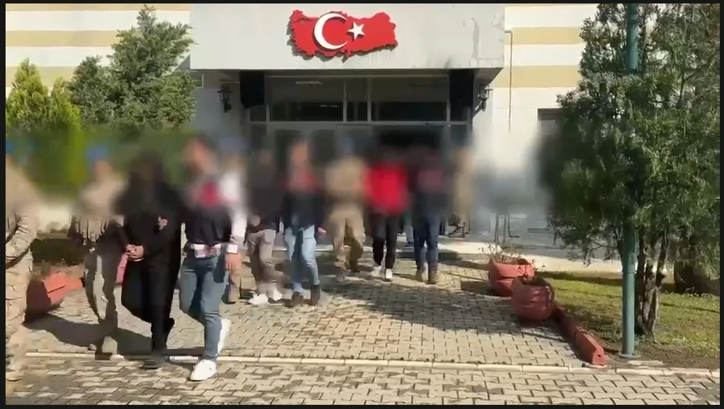 Osmaniye’de Deaş Operasyonu: 6 Gözaltı Osmaniye’de Deaş Operasyonu: 6 Gözaltı