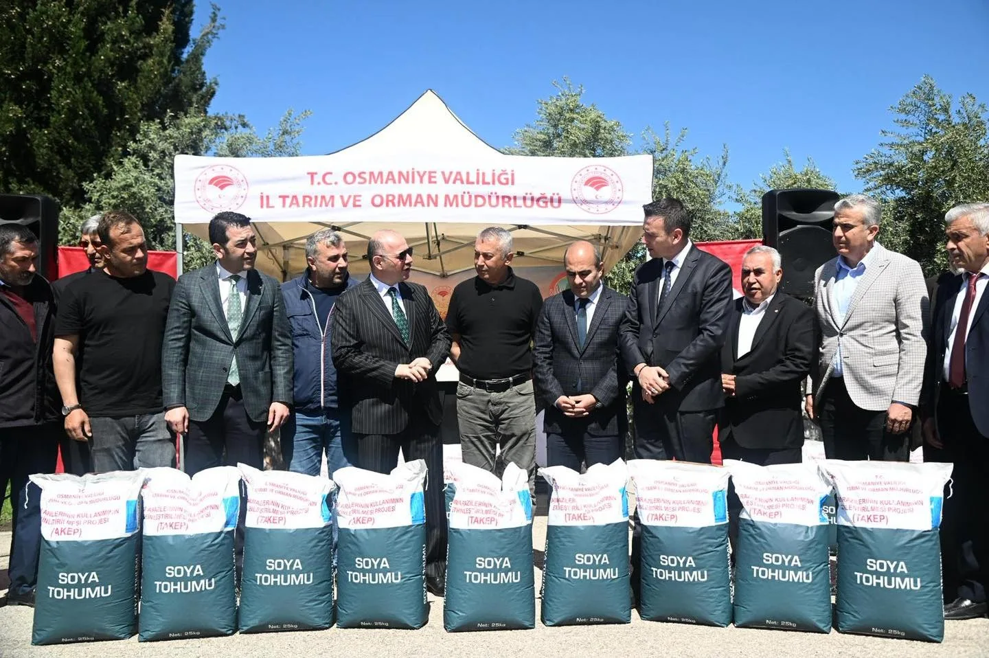 Osmaniye’de 142 Üreticiye Soya Tohumu Desteği Osmaniye’de 142 Üreticiye Soya Tohumu Desteği