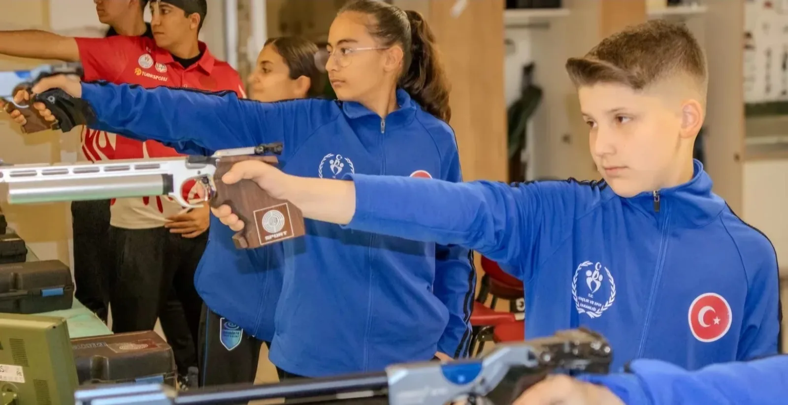 Osmaniyeli Sporcu Türkiye Rekoru Kırdı Osmaniyeli Sporcu Türkiye Rekoru Kırdı